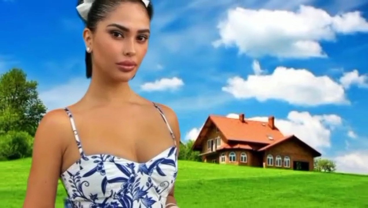 Mexican Fashion Model Anna Paula Saenz biography