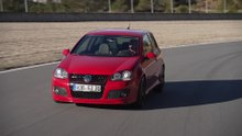 Volkswagen Golf V GTI Driving Video