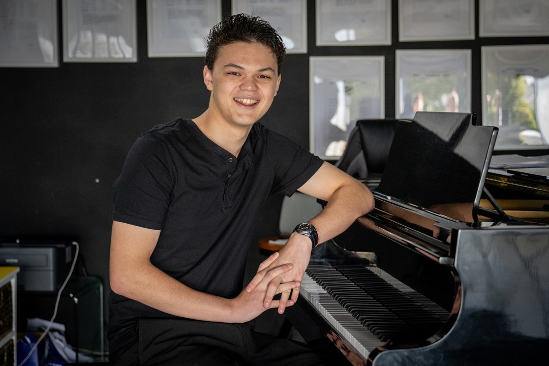 Chris Jones on The Piano | The Examiner March 27, 2026