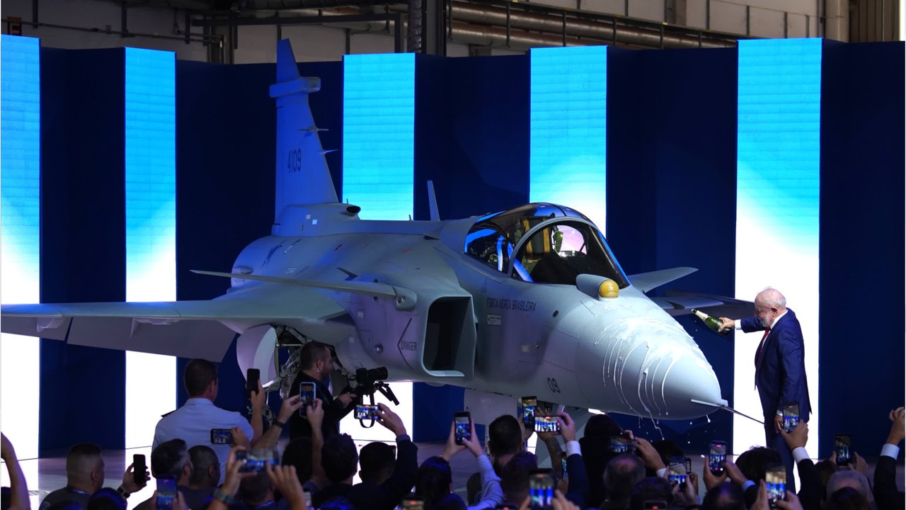 Le Brésil préfère l'avion supersonique F-39E suédois au Rafale français