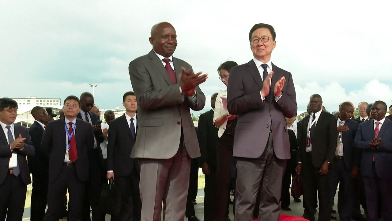 Chinese vice president, Kenyan deputy president see off inaugural zero‑tariff consignment to China