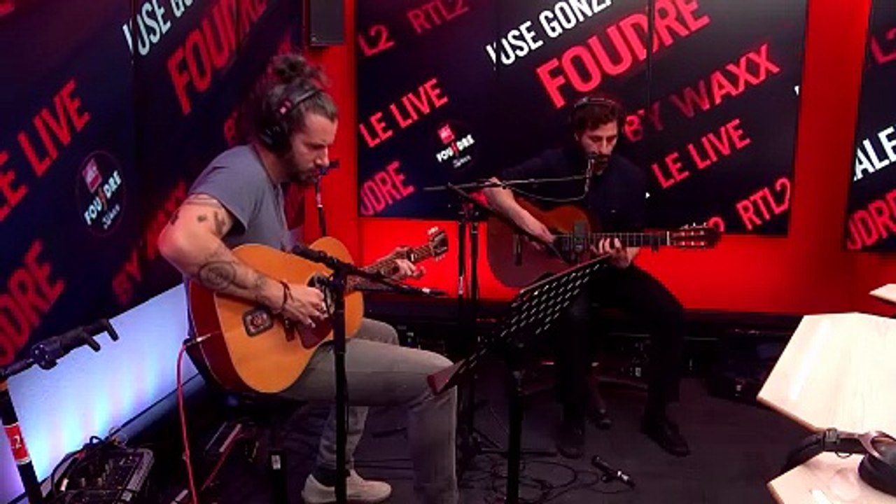 José González et Waxx interprètent "A Perfect Storm" en live dans Foudre