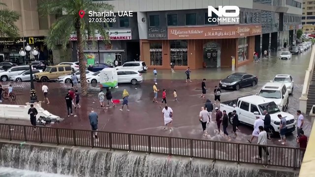 الإمارات: سيول تعطل حركة المرور في الشارقة بعد هطول أمطار غزيرة