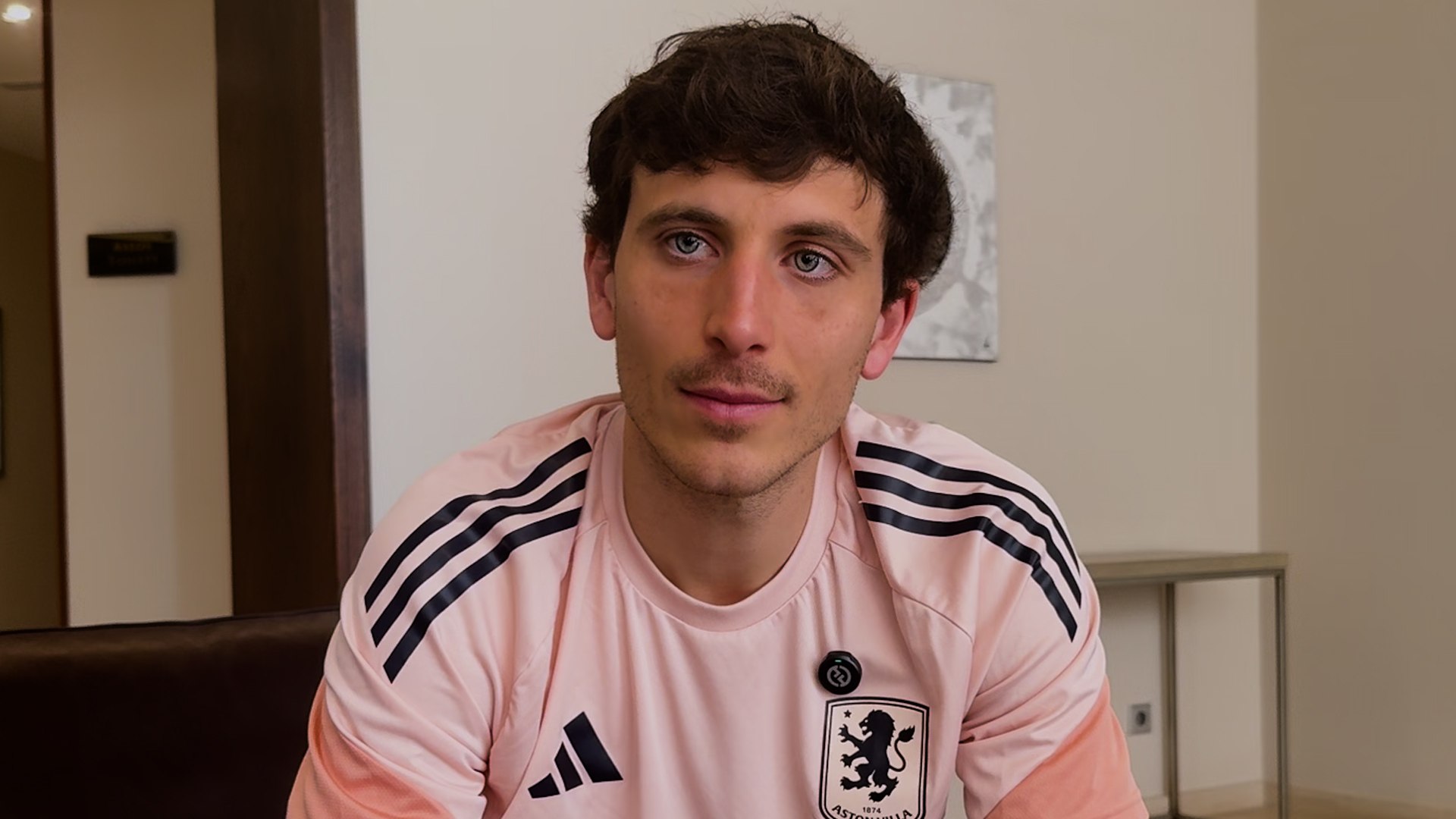 Pau Torres: "Obviamente, lo de Emery no es una casualidad"