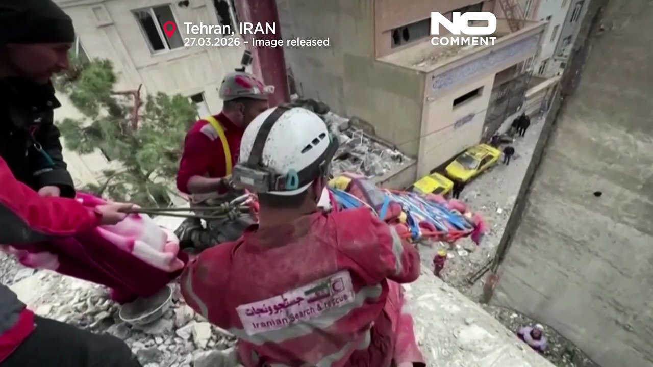 Το Ιράν δημοσιοποιεί εικόνες από αμερικανοϊσραηλινά πλήγματα καθώς αυξάνονται οι φόβοι πολέμου