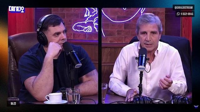 Luis Caputo: “Los productos textiles, electrodomésticos y autos son mucho más accesibles ahora, además de que la gente empezó a tener crédito para comprarlos