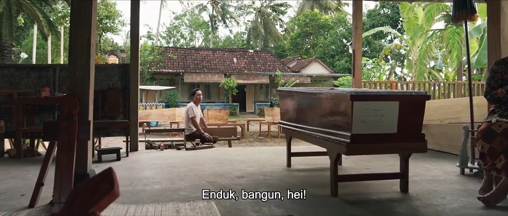 Sosok Ketiga Lintrik (2025)