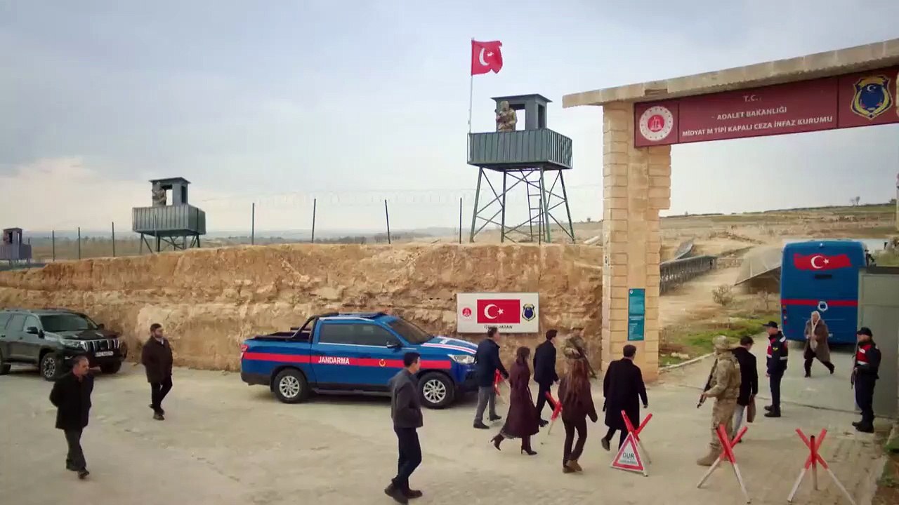 مسلسل المدينة البعيدة 2 الحلقة 270 مدبلجة