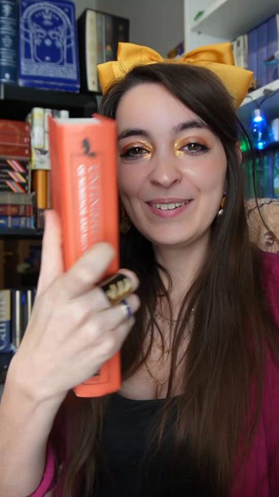 Ma maman m'a offert 3 nouveaux livres de Tolkien pour mon anniversaire 🎉