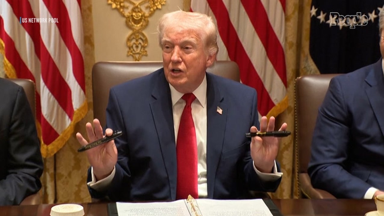 Trump Rambles About Sharpie Pens for 5 Straight Minutes During High-Level Cabinet Meeting amid Iran War