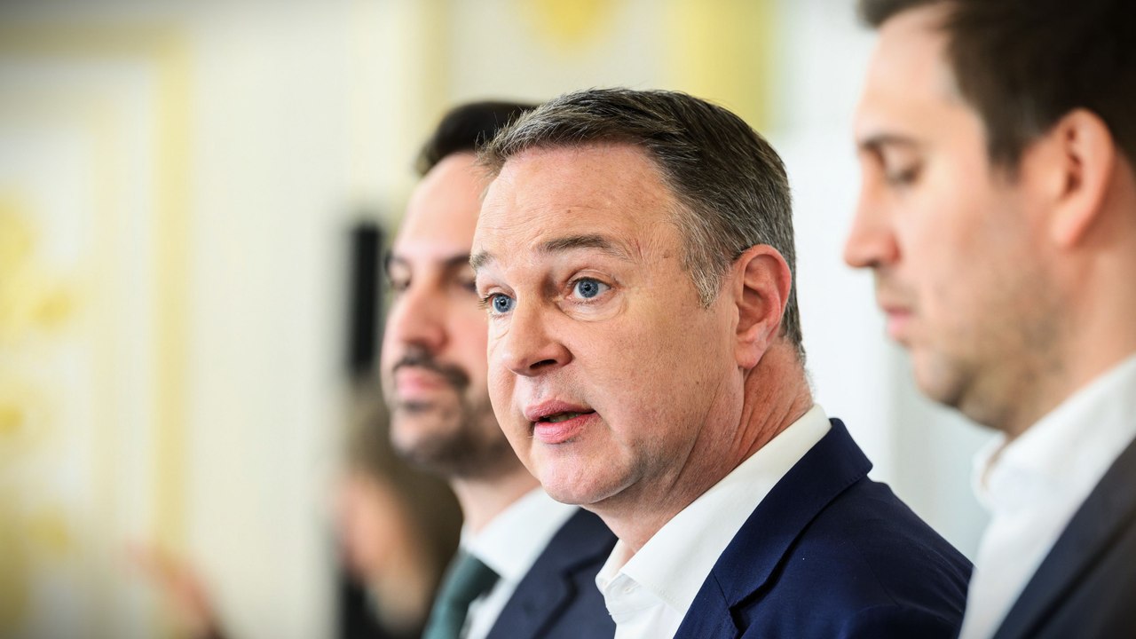 So begründet die Regierung das nun fixierte Social-Media-Verbot unter 14