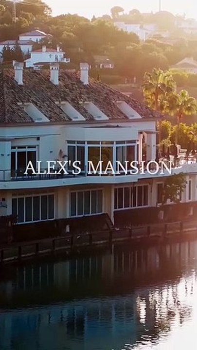 [doblado] Niñera exconvicta y papá soltero millonario