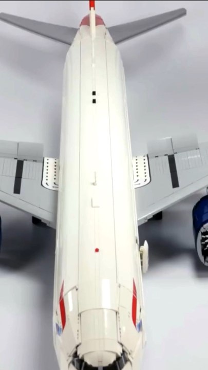 Awesome Lego video British airways