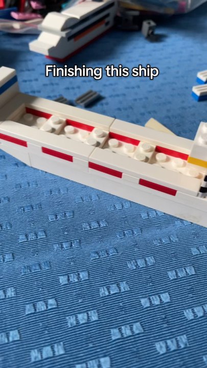 Awesome Lego video ship