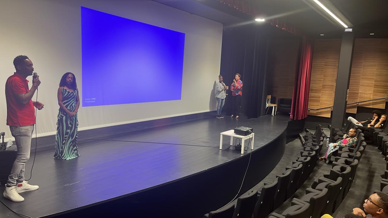 [MARTINIQUE] Semaine de la presse à l’école - Projection au lycée Schoelcher du spectacle 60 ans de France-Antilles