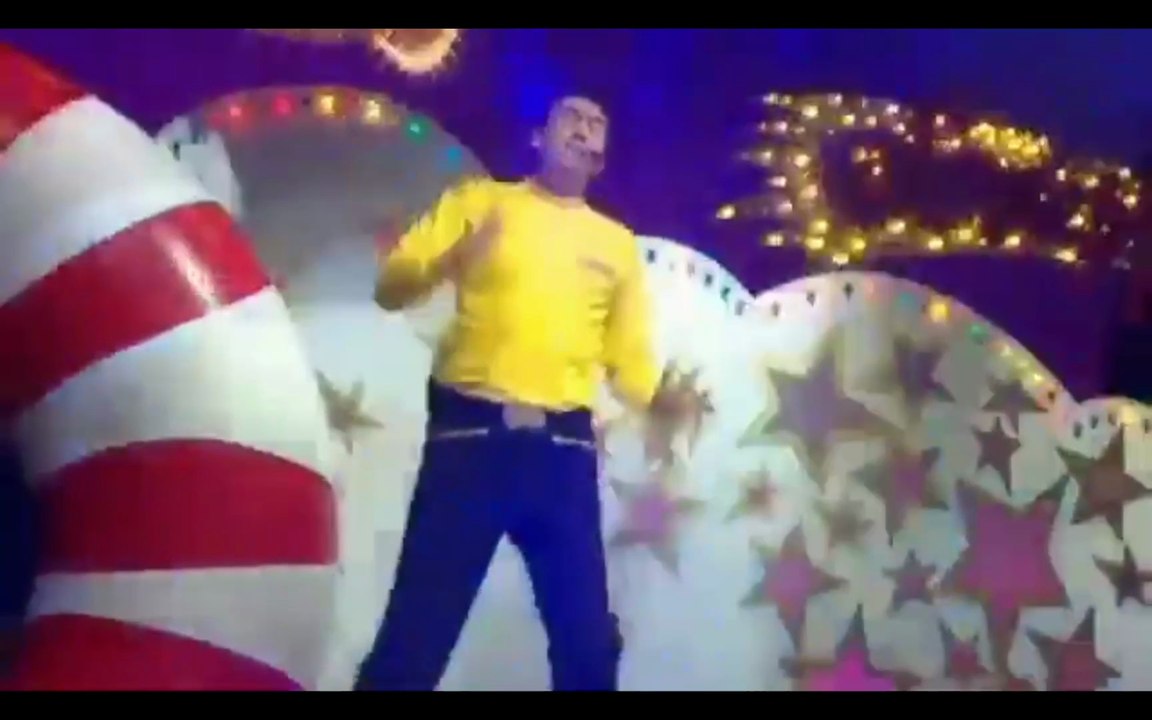 The Wiggles Can You Point Your Fingers And Do The Twist Live 2004...mp4