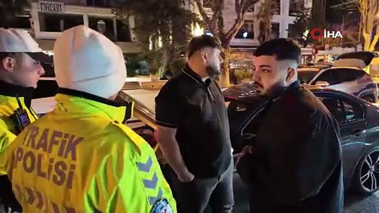 Mersin'den Kadıköy'e geldi, egzozdan ceza yedi