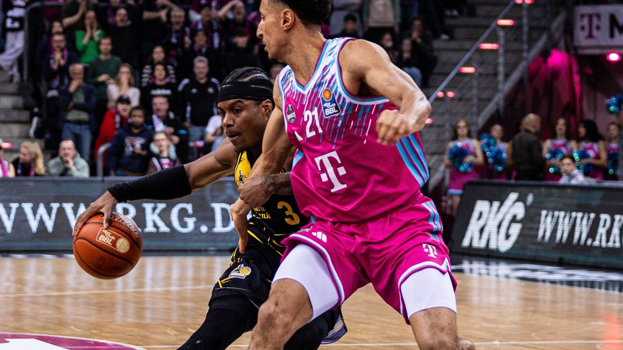 Smith zeigt keine Nerven, Comithier schon: Bonn verliert an der Freiwurflinie