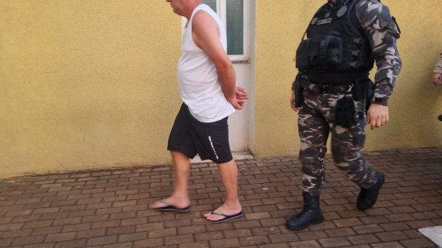 Homem com mandado de prisão por furto é detido pelo Pelotão de Choque no Jardim União