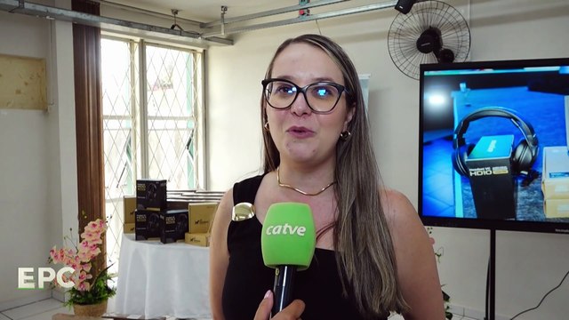 Cascavel realiza entrega simbólica de equipamentos para escolas municipais da cidade