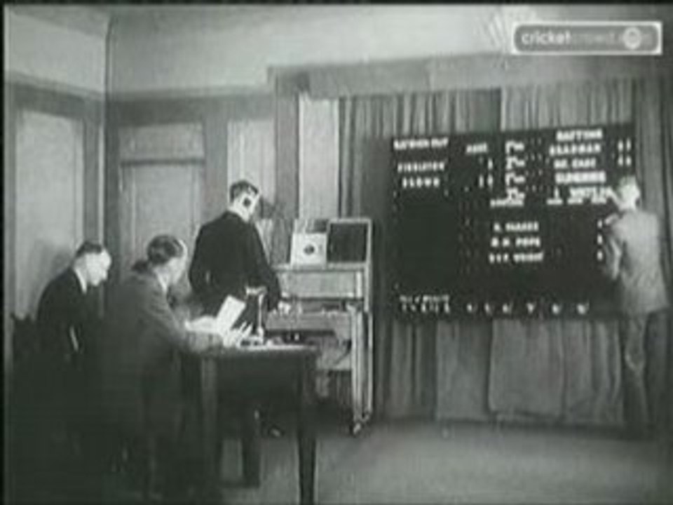 Comms in 30s_to_DivX_clip0