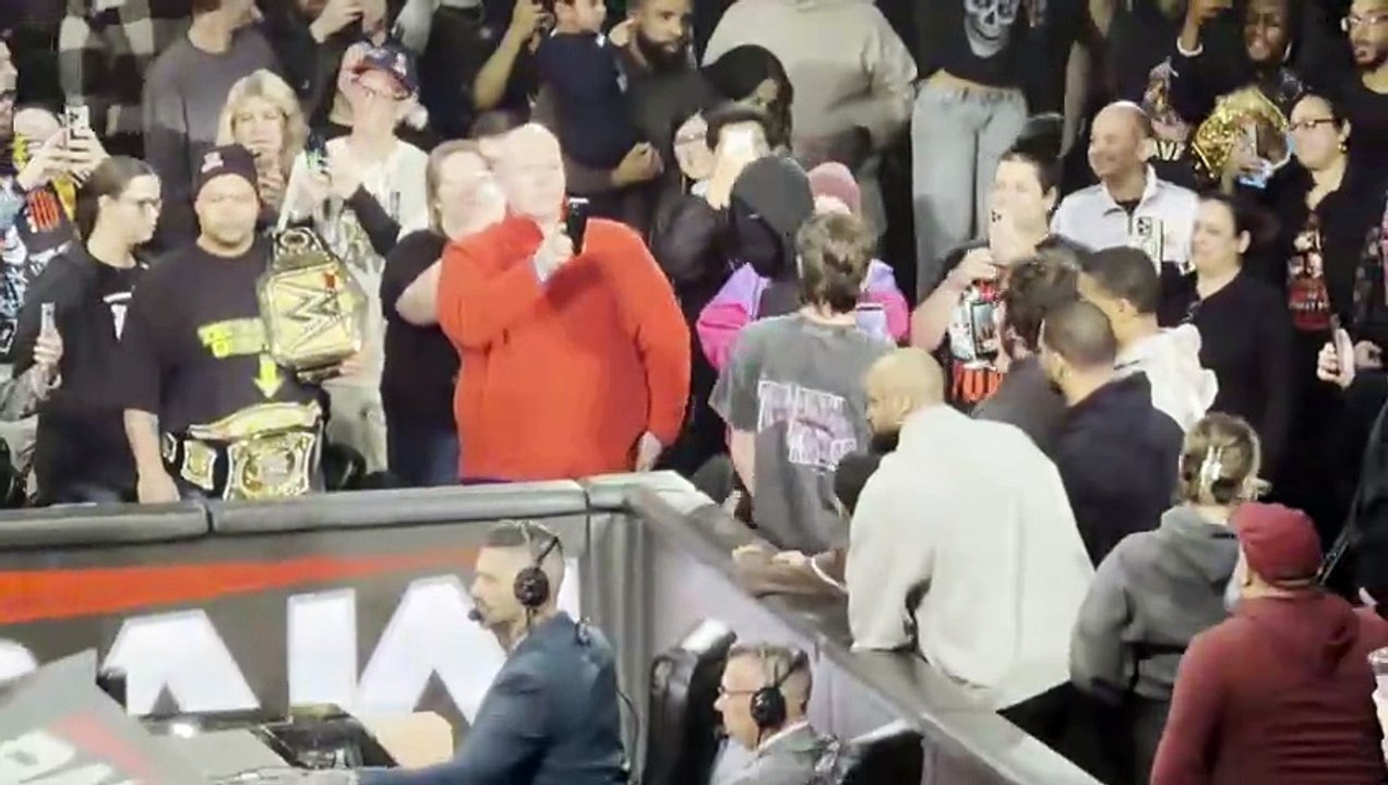 Seth Rollins Attacks Paul Heyman - WWE Raw 3/23/2026