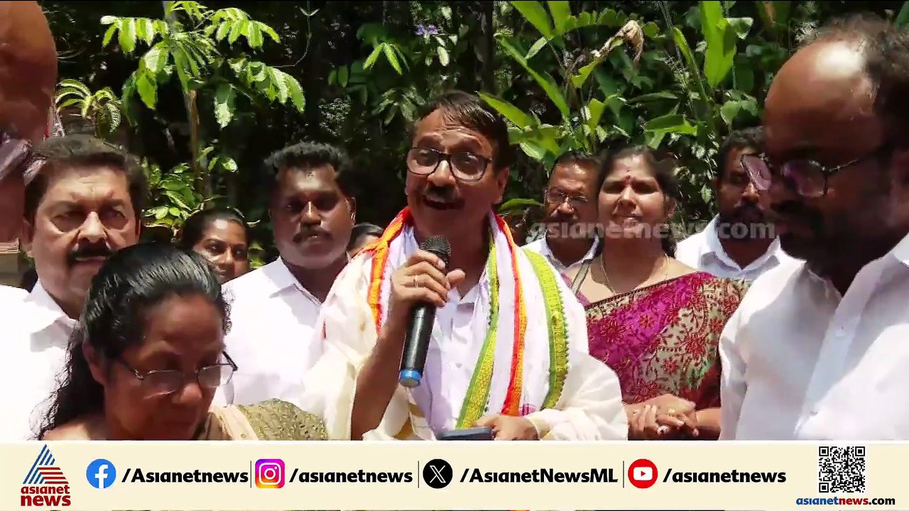 'പോറ്റിയേ കേറ്റിയേ' വീണ്ടും പ്രചരണായുധമാക്കി യുഡിഎഫ്; പാട്ട് പാടി റാന്നി സ്ഥാനാര്‍ത്ഥി പഴകുളം മധു