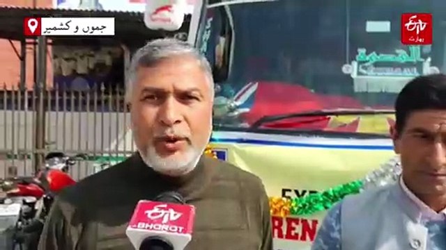 پلوامہ : مطالعاتی دورے کےلئے خصوصی بچوں کے قافلہ کو جھنڈی دکھا کر روانہ کیا گیا