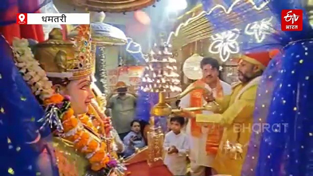 धमतरी में रामजी की निकली सवारी: रामनवमी पर भव्य शोभायात्रा और झांकियां और रथ बना आकर्षण