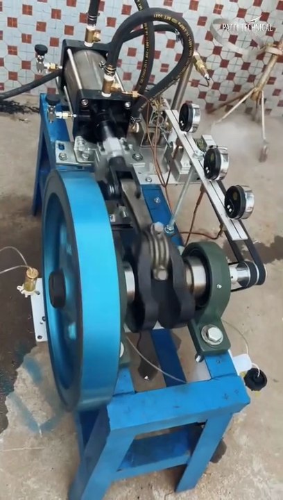 Powerful Mini Steam Engine in Action 🔥