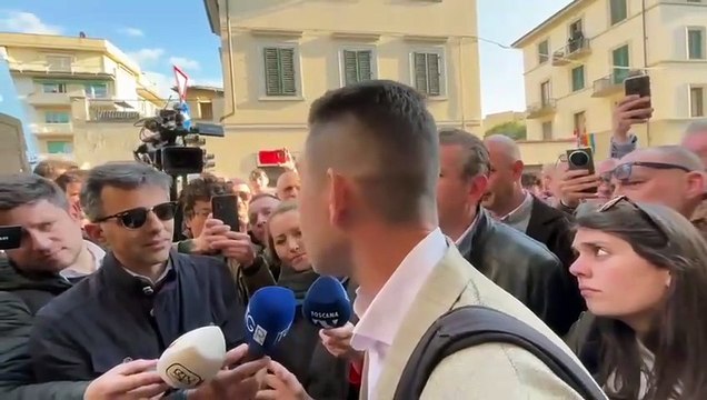 Roberto Vannacci a Firenze: Accogliamo in Futuro Nazionale chiunque sposi i nostri valori