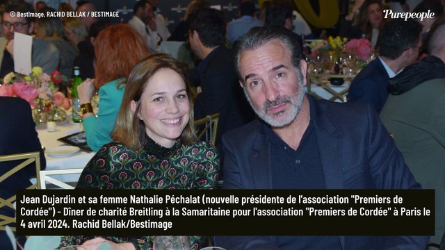 Nathalie Péchalat évoque les déplacements loin de ses filles Alice et Jeanne, dont le père est Jean Dujardin : Je fais en sorte d'assumer
