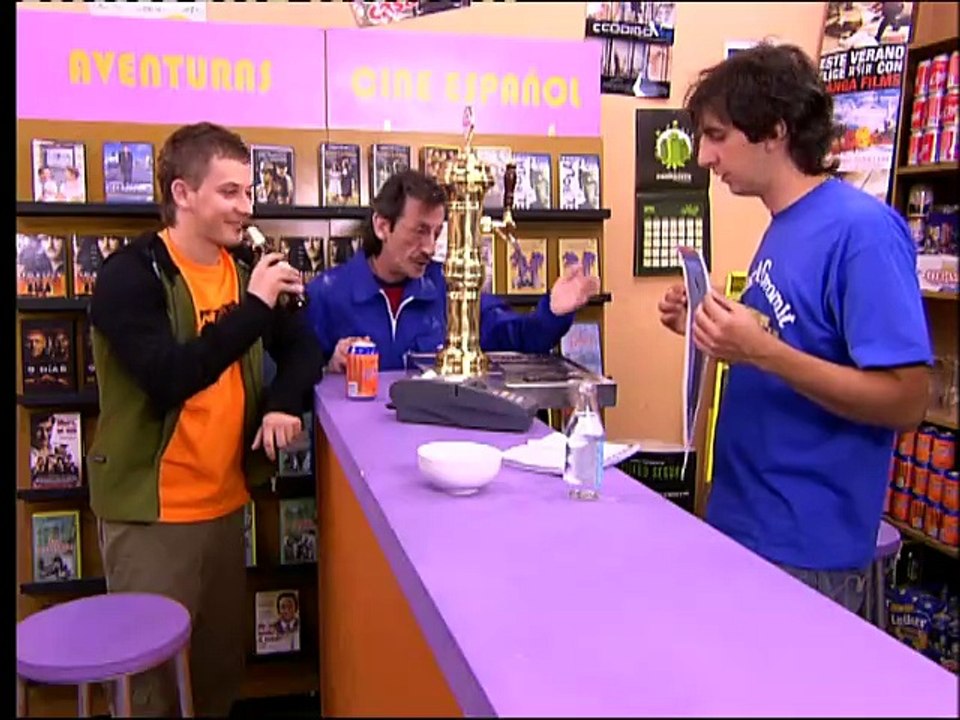 Aqui no hay quien viva - 5x01 - Erase un despertar