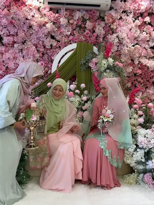 Anak Sulung Bertunang Dengan Gadis Singapura Pilihan Hati 2