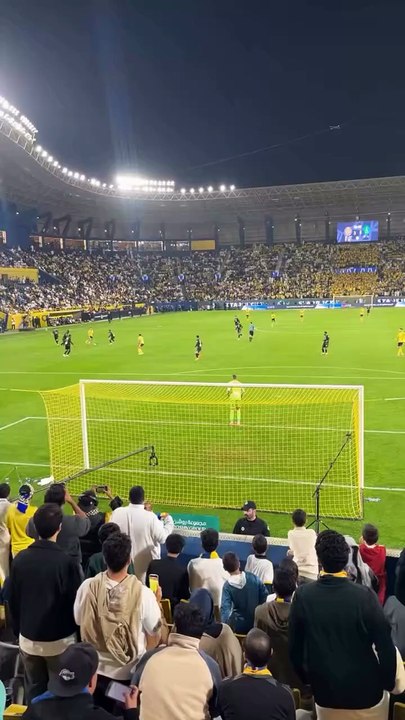 Cristiano Ronaldo INSANE Bicycle Kick Goal 🤯⚽ | Unbelievable Finish!