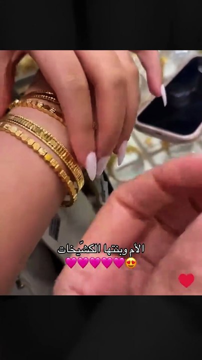 إلهام الفضالة تثير الجدل بكلامها عن بناتها.. جواهر وألماس
