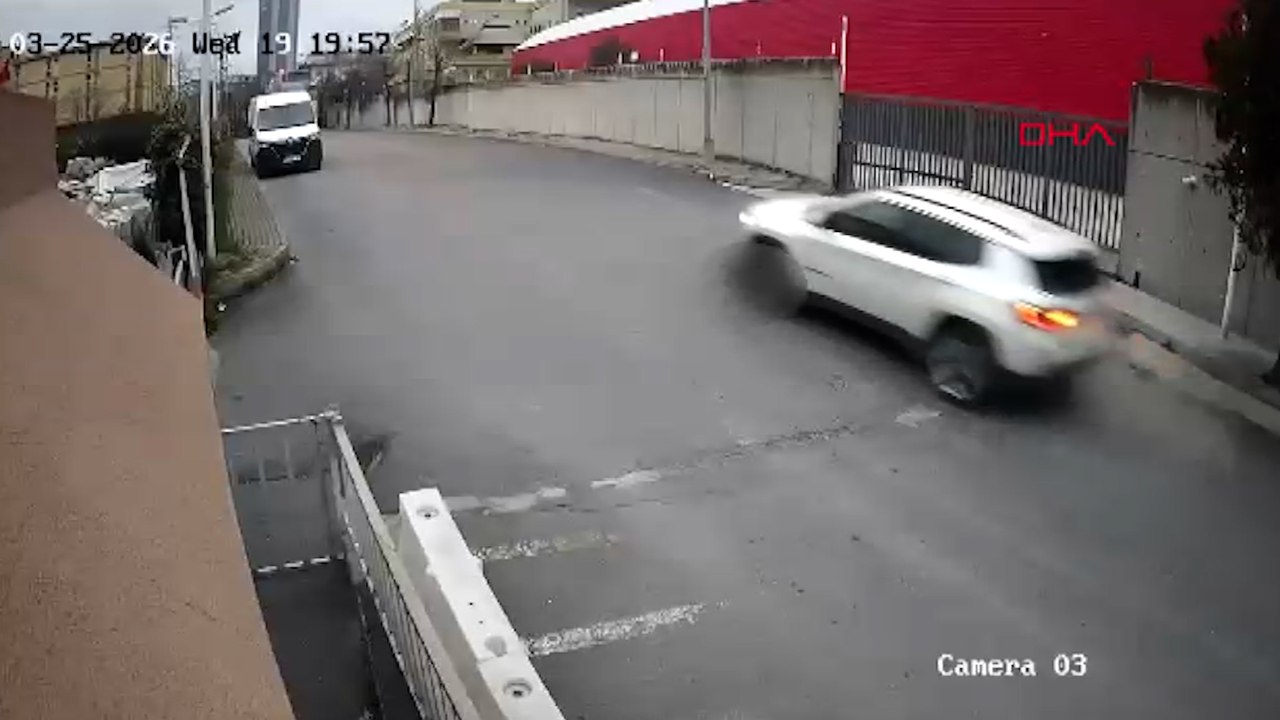 Avcılar’da cip sürücüsü köpeği ezdi yoluna devam etti