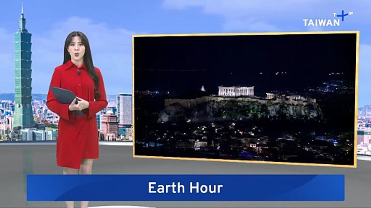 Famous World Landmarks Go Dark for Environmental Awareness