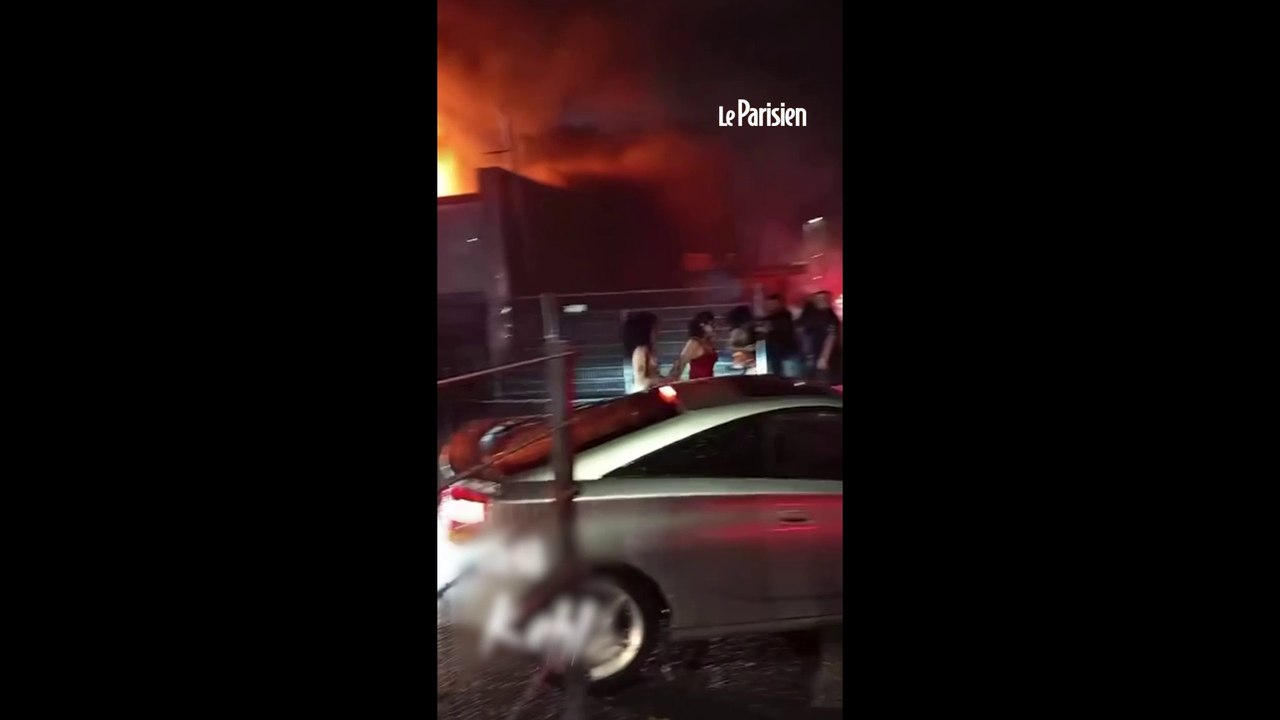 Allemagne : une boîte de nuit en feu, 750 personnes évacuées