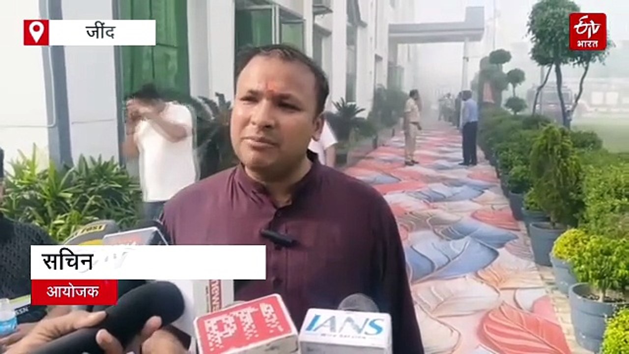 जींद में मैरिज पैलेस के स्टोर रूम में लगी आग, आधे घंटे की मशक्कत के बाद तीन फायर बिग्रेड की गाडियों ने पाया काबू