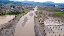 Bir şehir felaketi yaşıyor: Binlerce dönüm tarım arazisi sulara gömüldü