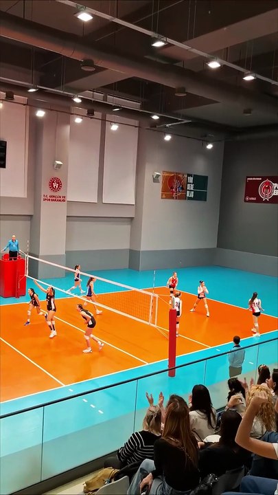 İlk Set - Beşiktaş v İBB Spor - Küçük Kızlar Süper Ligi Final Grubu 8. Hafta 📍Halkalı Ata Sporları