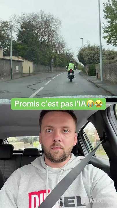 😱 "J'ai pas les mots" : Ce moniteur d'auto-école moto filme l'incroyable scène d'un élève qui le laisse sans voix