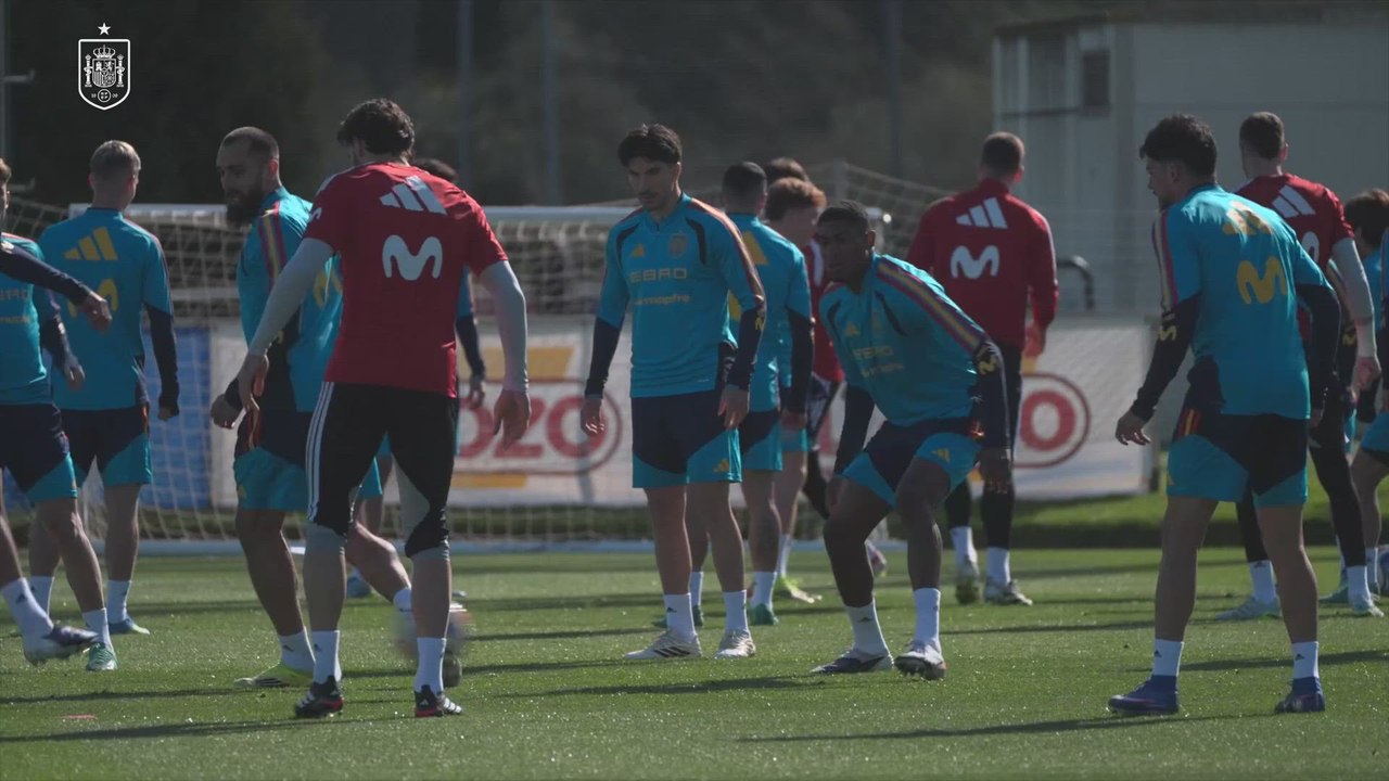 La Selección española prepara el partido contra Egipto