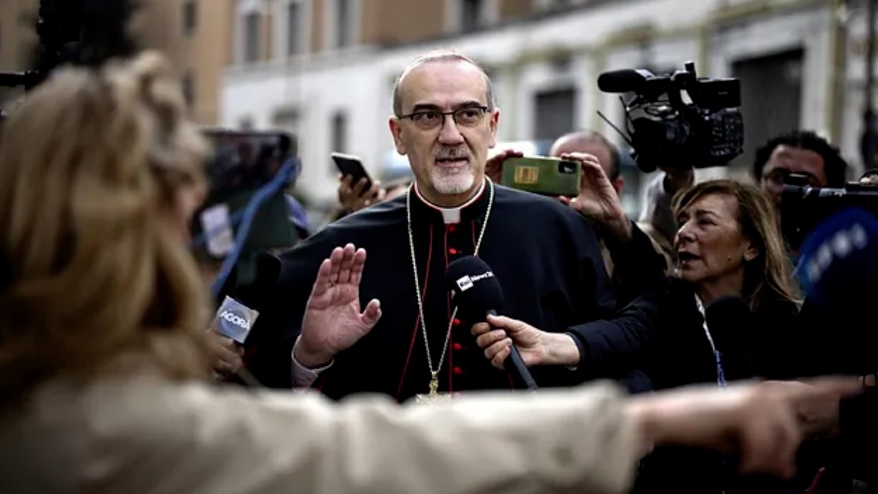 Policía israelí impide al Patriarca Católico de Jerusalén entrar en la misa de Ramos