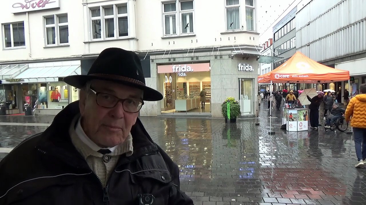 ACHTUNG- GOTT KLOPFT MÄCHTIG AN !(1)