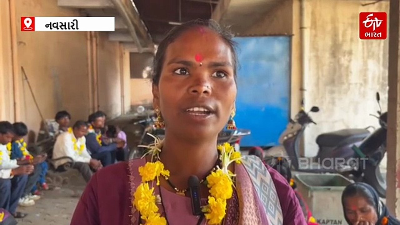 નવસારી: ખ્રિસ્તી ધર્મ છોડી 100થી વધુ આદિવાસી દંપતિ સનાતન ધર્મમાં જોડાયા