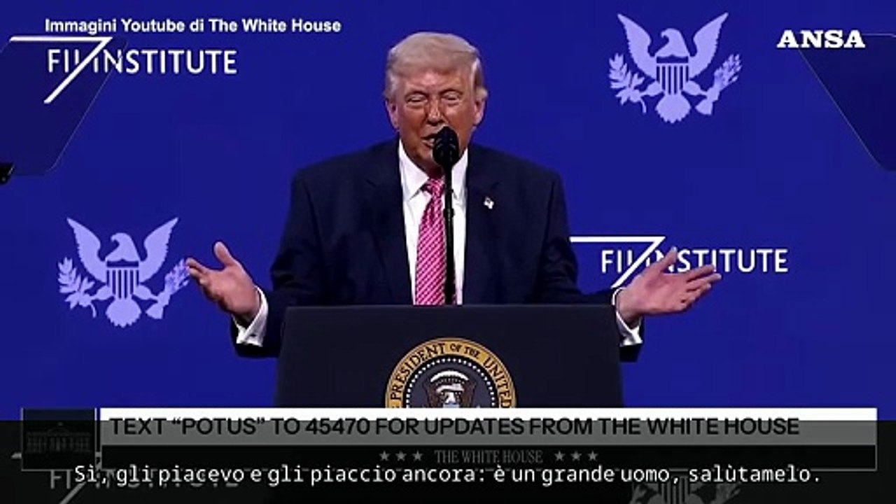 Trump: "Bin Salman? Non pensava che avrebbe dovuto baciarmi il cu..."