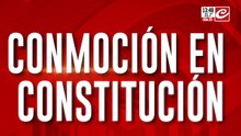 Conmoción en Constitución: brutal choque entre un colectivo y un patrullero
