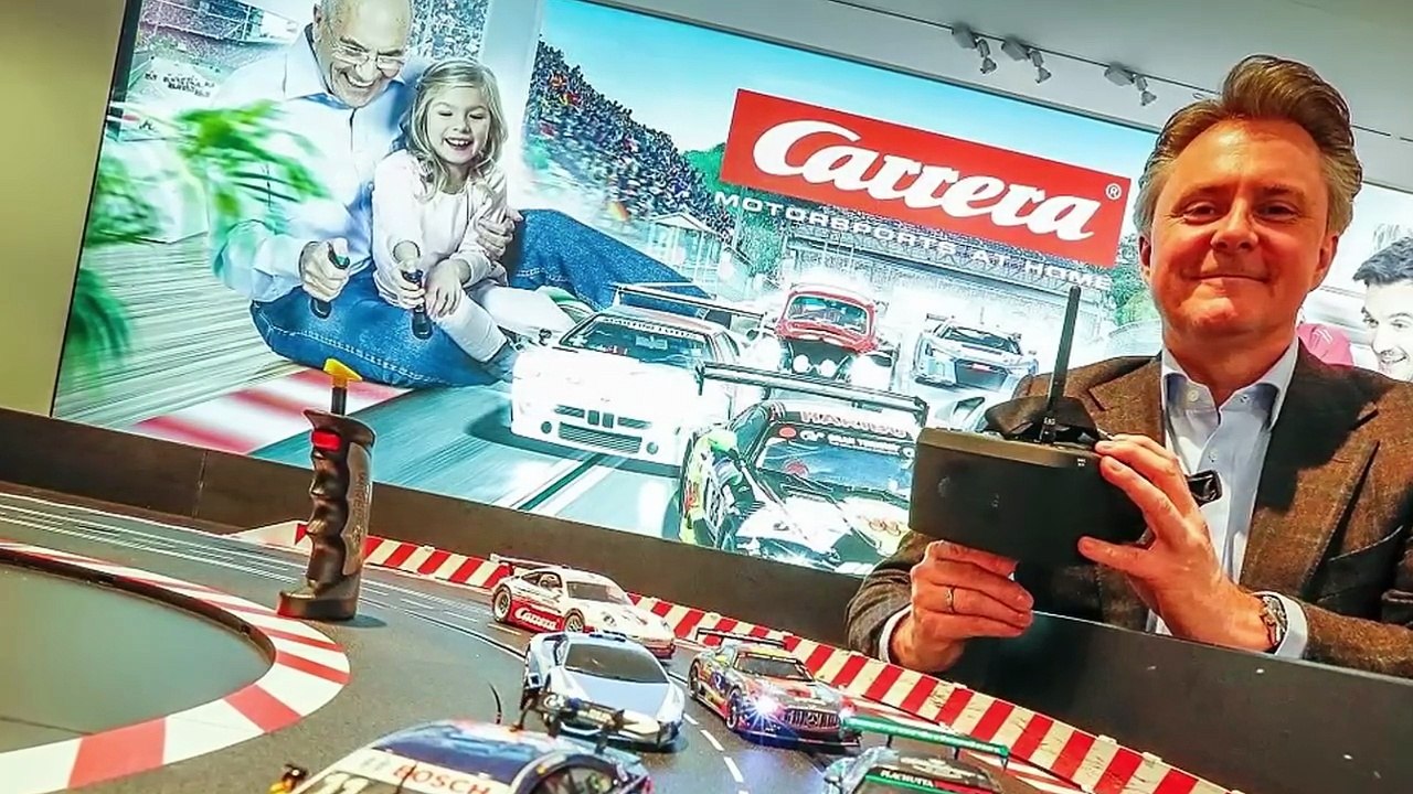 Wenn selbst Steilkurven die Fliehkraft nicht mehr bremsen können - ein kurze Bio zu Carrerea